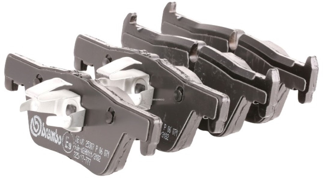 Комплект тормозных колодок Brembo P 06 071