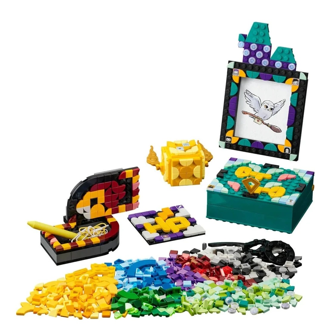 Набор для творчества Lego Dots Harry Potter: Hogwarts Desktop Kit (41811)