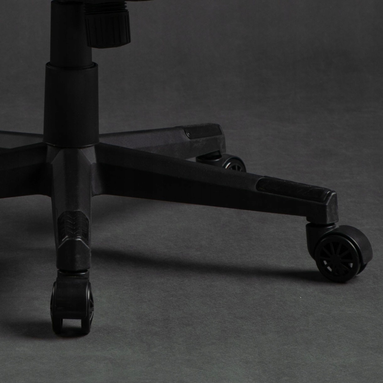 Scaun gaming Sense7 Knight Fabric Black and Blue