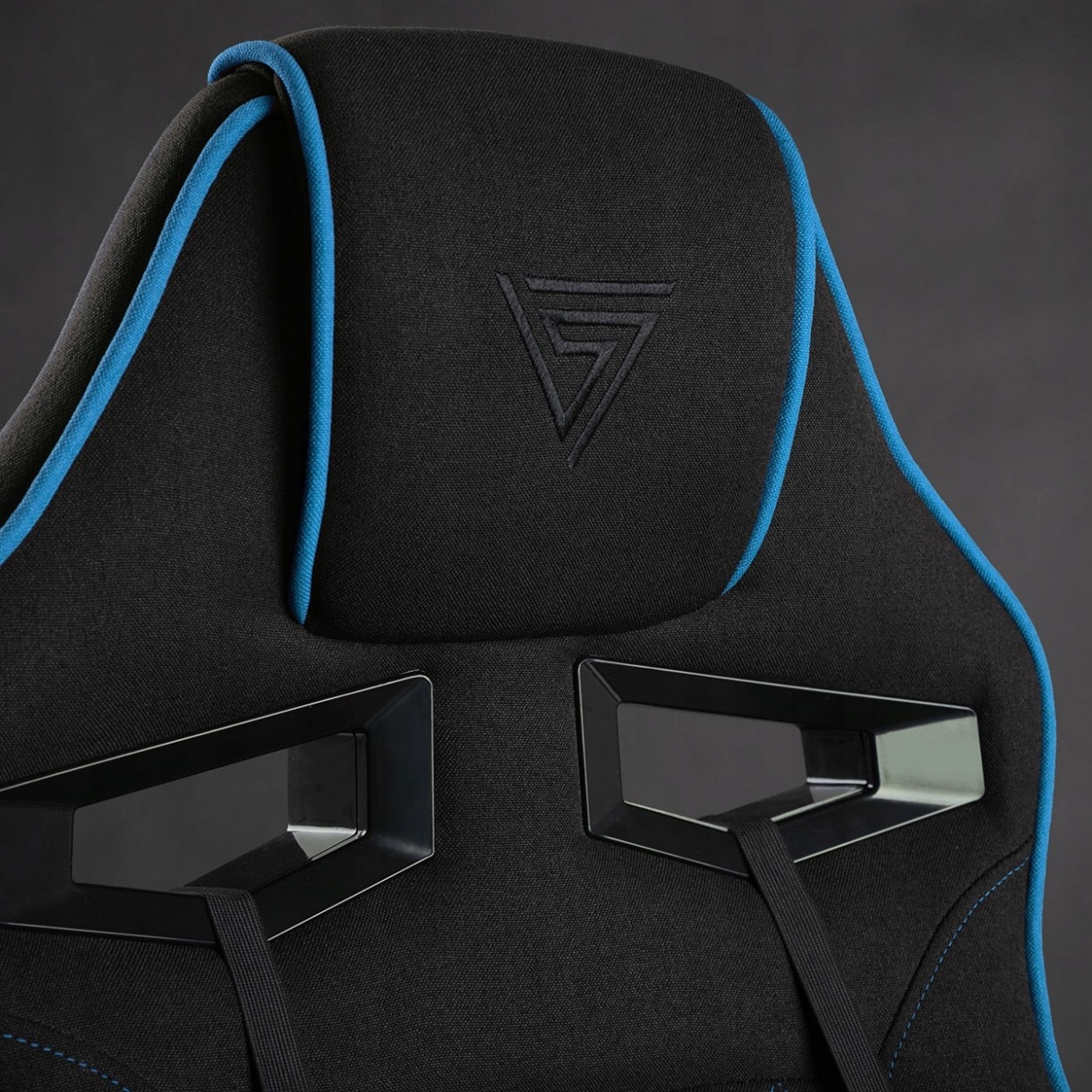 Scaun gaming Sense7 Knight Fabric Black and Blue