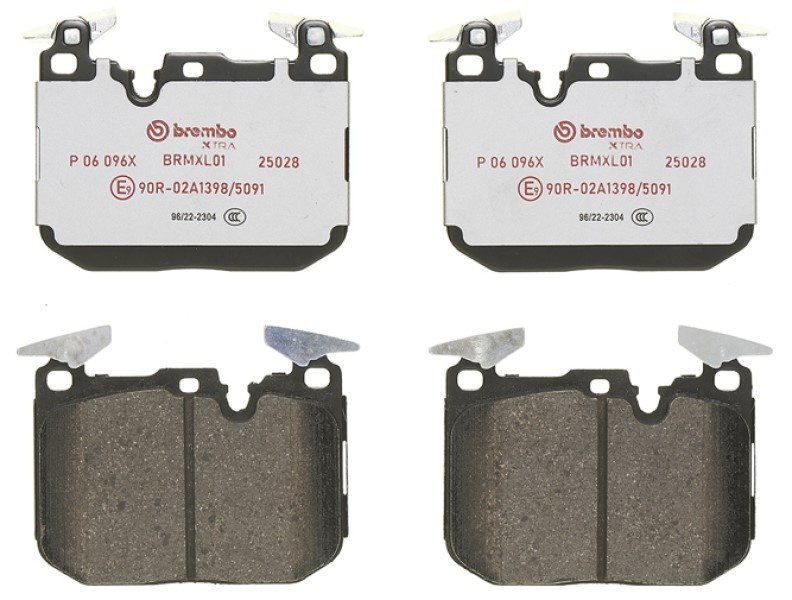 Комплект тормозных колодок Brembo P 06 096X
