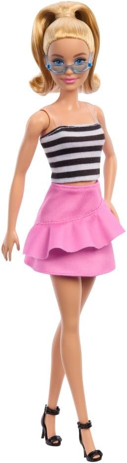 Păpușa Barbie Fashionistas Doll #213 (HRH11)