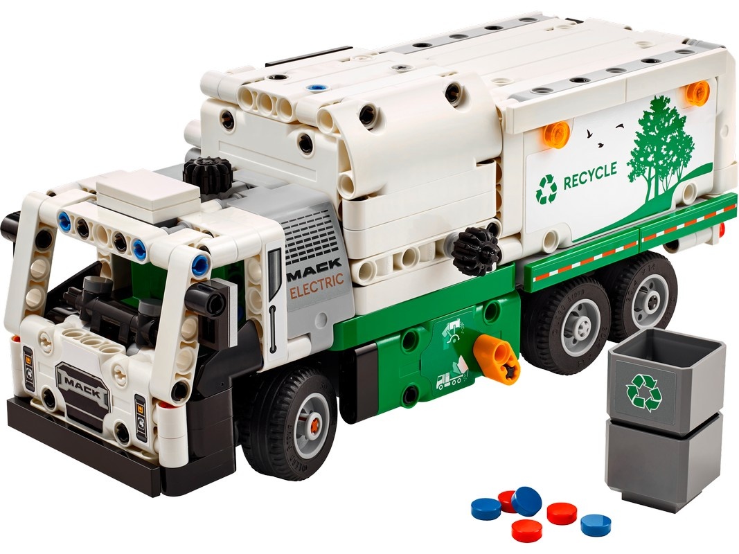 Set de construcție Lego Technic: Mack LR Electric Garbage Truck (42167)