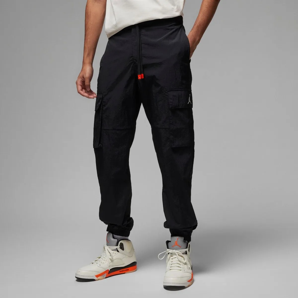 Мужские спортивные штаны Nike Jordan Flt Mvp Stmt Woven Pant Black/Rush Orange/Phantom, s.M