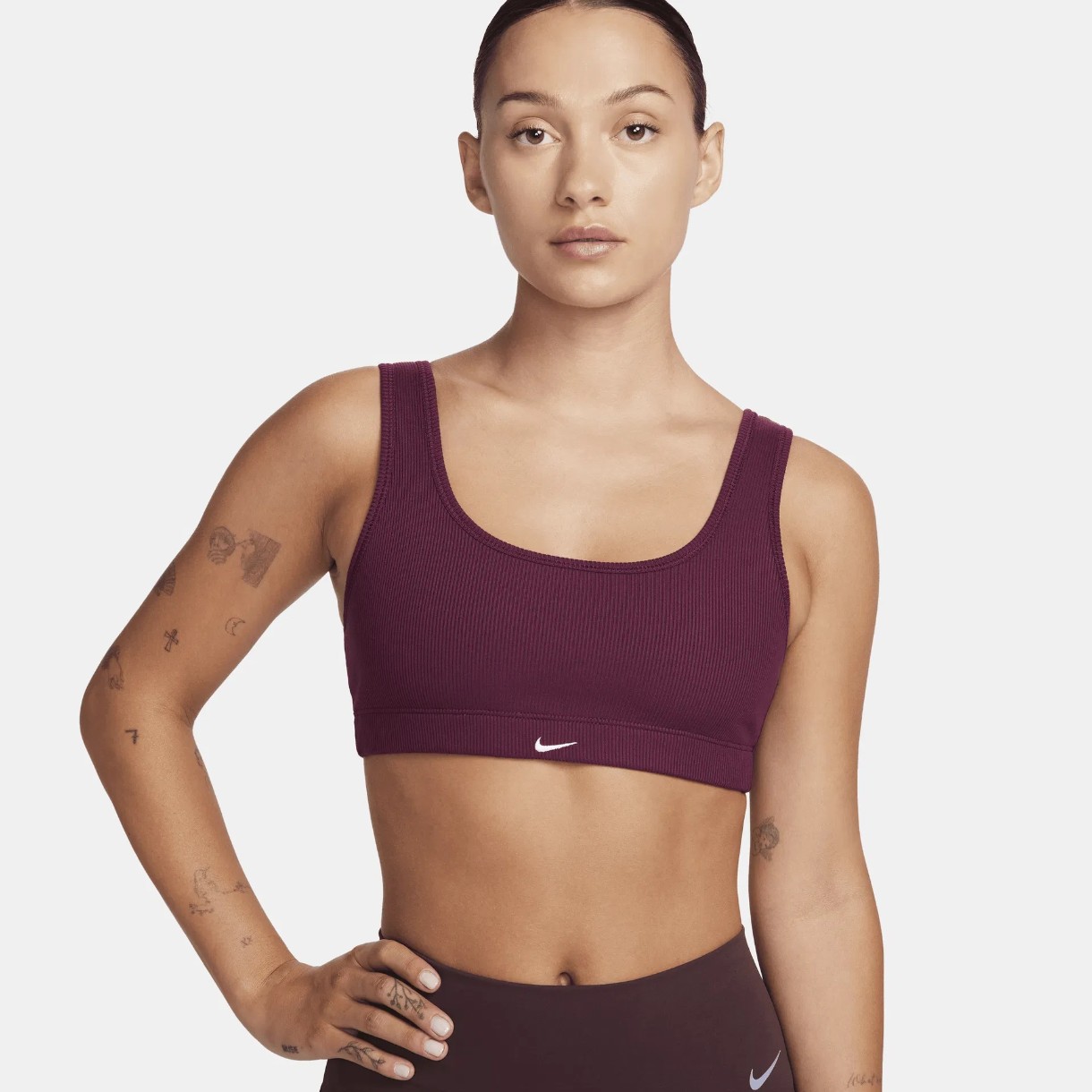 Топ Nike W Nk Alate All U Rib Bra Bordeaux/White, s.XL