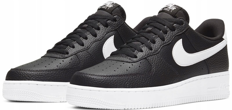 Ghete pentru bărbați Nike Air Force 1 07 Black/White, s.44.5