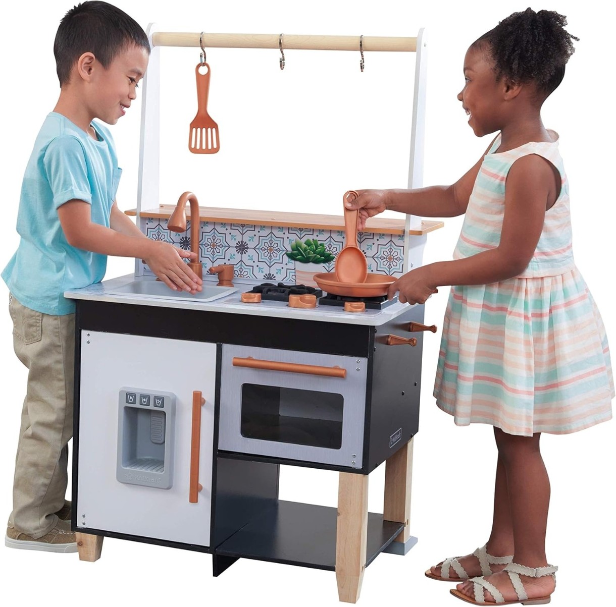 Bucătărie KidKraft Artisan Island Toddler (53441-CSM)