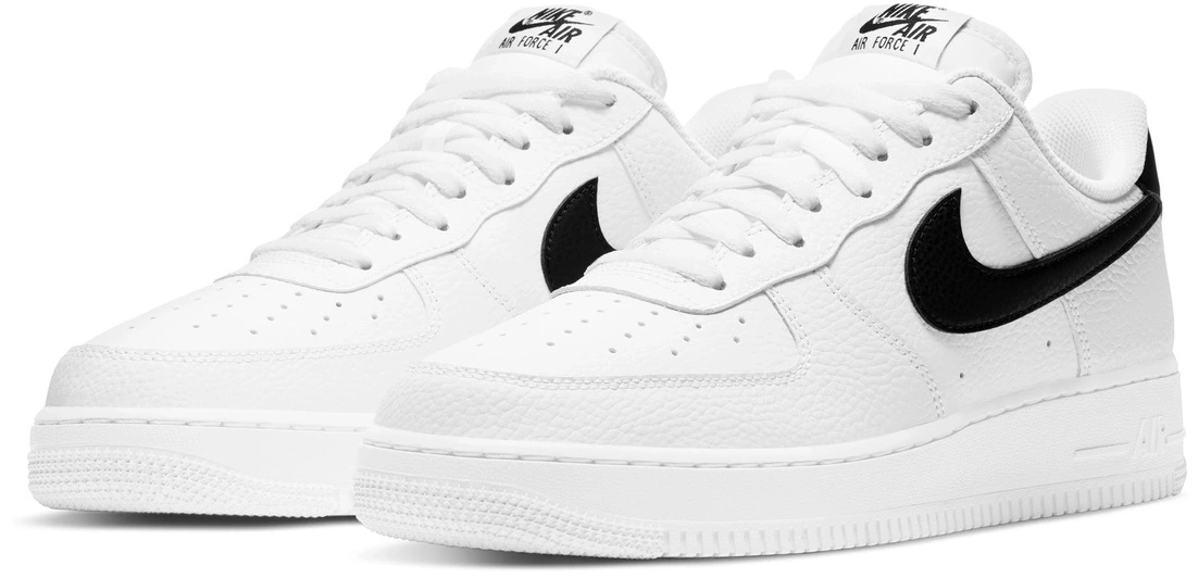 Ghete pentru bărbați Nike Air Force 1 07 White/Black, s.42.5