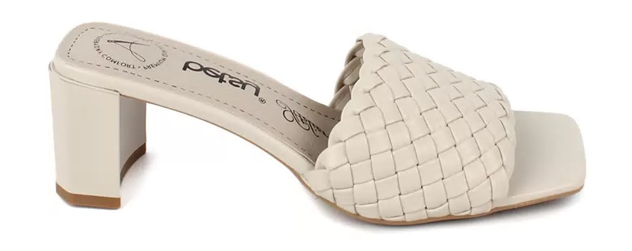 Шлёпанцы женские Betsy 927056-07-02 Light Grey, s.36