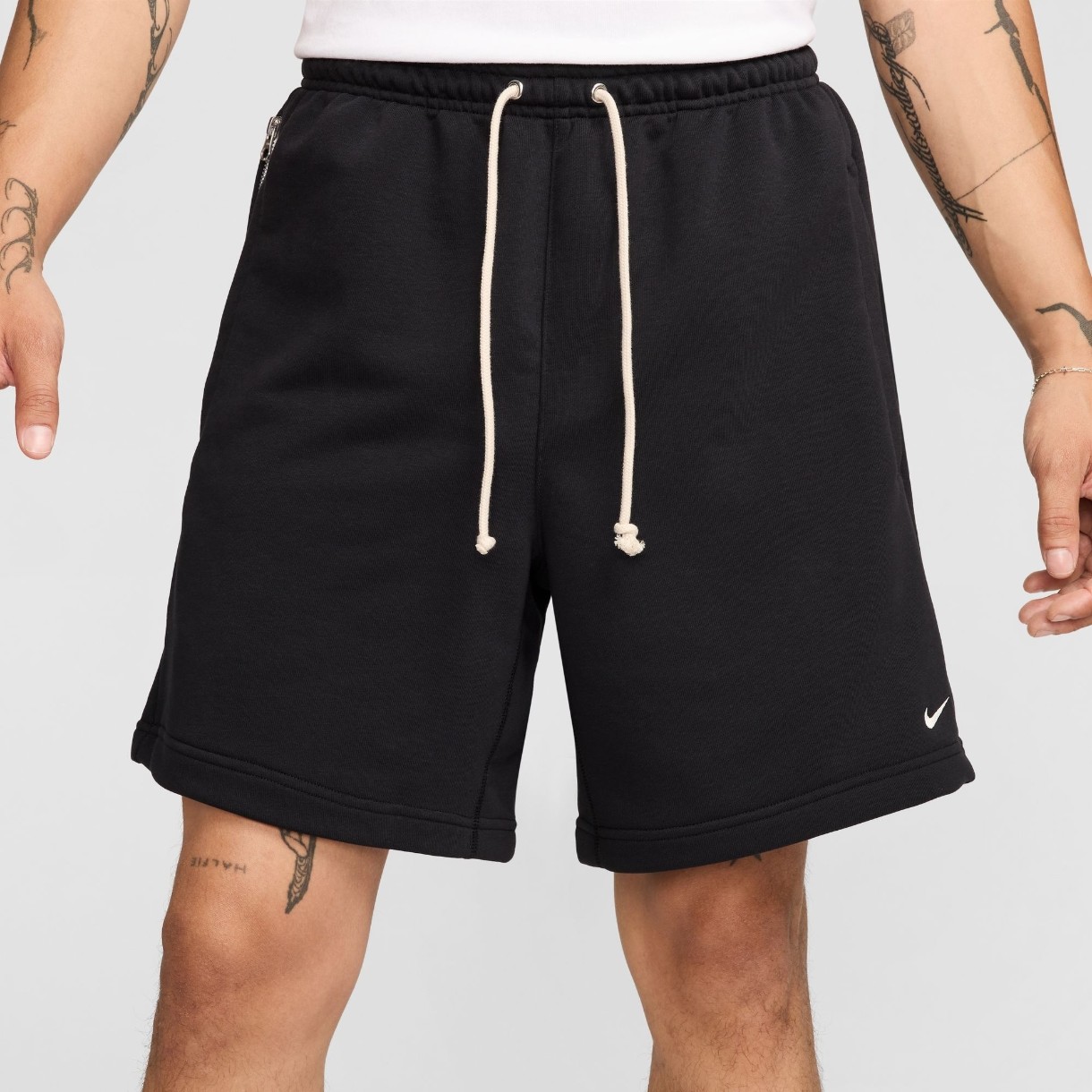 Pantaloni scurți pentru bărbați Nike M Nk Df Si Flc 8In Short Black/Pale Ivory, s.L