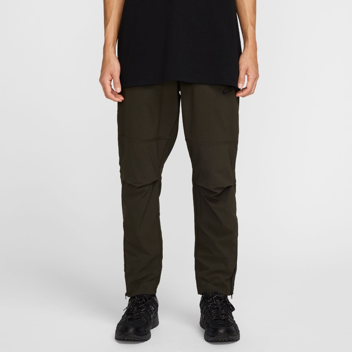 Pantaloni spotivi pentru bărbați Nike M Nk Tch Wvn Oh Pant Sequoia/Black, s.XL