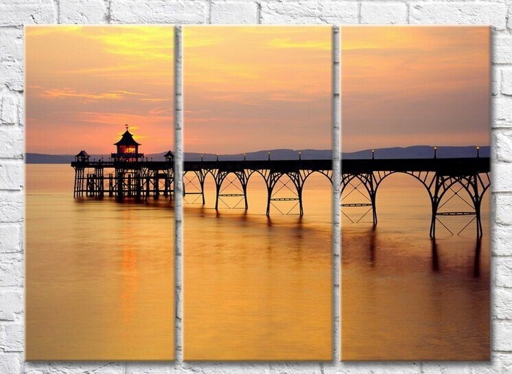 Картина Rainbow Marine pier in England at sunset (3469157)