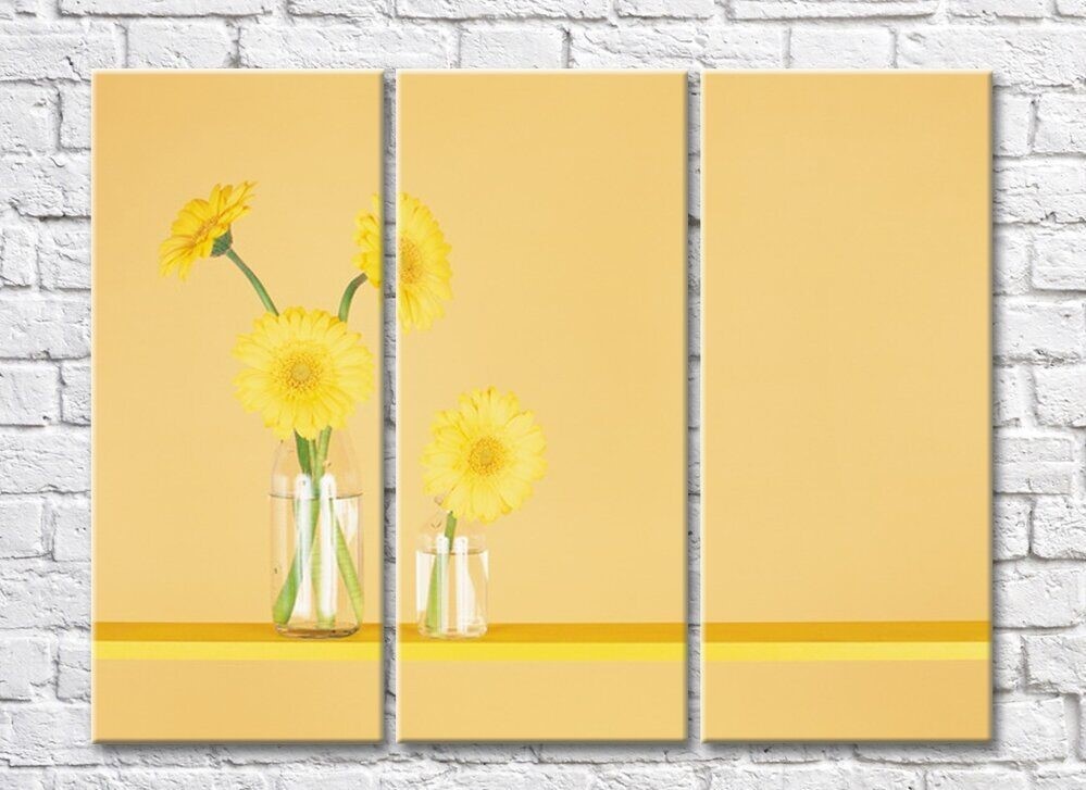 Картина Rainbow Yellow gerberas in glassware on a beige background (500283)