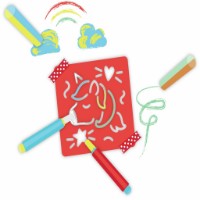 Детский набор для рисования Hape Chalks and Stencils Art (E1068)