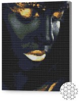 Алмазная картина по номерам Art Gallery Premium Золотой макияж XQB77394