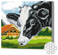 Pictura cu diamante după numere Art Gallery Premium Văcuță în câmp BJ625