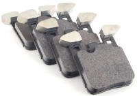 Комплект тормозных колодок MOTAQUIP LVXL1732