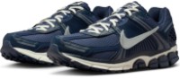 Adidași pentru bărbați Nike Zoom Vomero 5 Se Blue Void/Midnight Navy/Light Orewood Brown/Metallic Silver, s.40.5