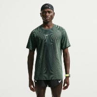 Мужская футболка Nike Stride Aero-FIT Black/Light Green Spark/Reflective Silver, s.M