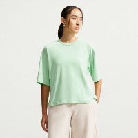 Женская футболка Nike 24.7 ImpossiblySoft Light Dri-FIT Cucumber Calm/Illusion Green, s.XL