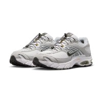 Кроссовки мужские Nike Air Max Moto 2K Summit White/Newsprint/Smoke Grey, s.40.5