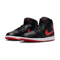 Bocanci pentru bărbați Nike Air Jordan 1 Mid Black/White/University Red, s.44.5