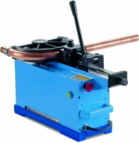 Categoria Mașini de îndoit țevi