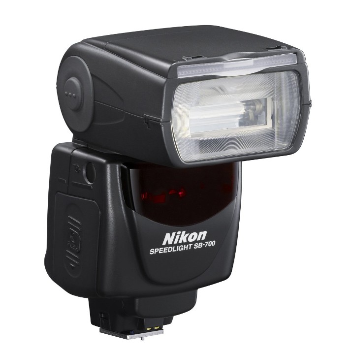 Вспышка Nikon Speedlight SB-700