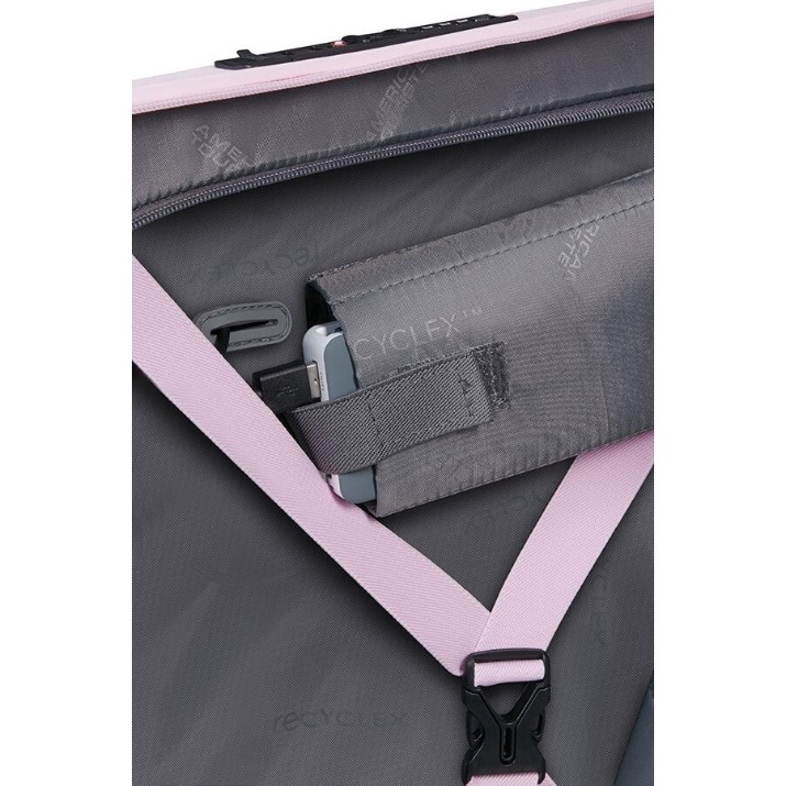 Valiză American Tourister Novastream Spinner (139275/5103)