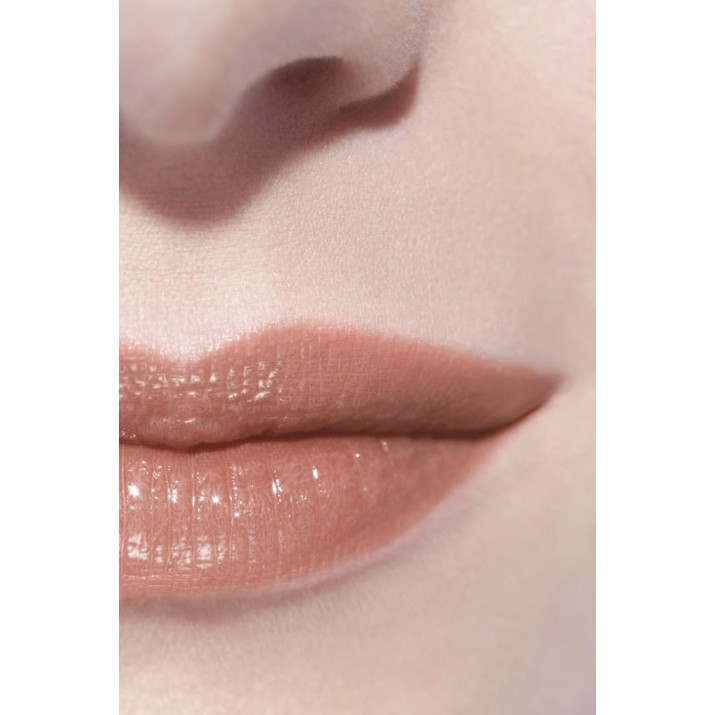 Ruj de buze Chanel Rouge Coco Flash Vibrant Shine 158 Dawn