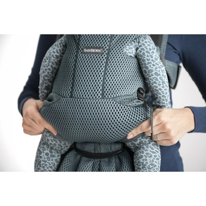 Marsupiu pentru copii BabyBjorn Move Sage Green (099038E1)