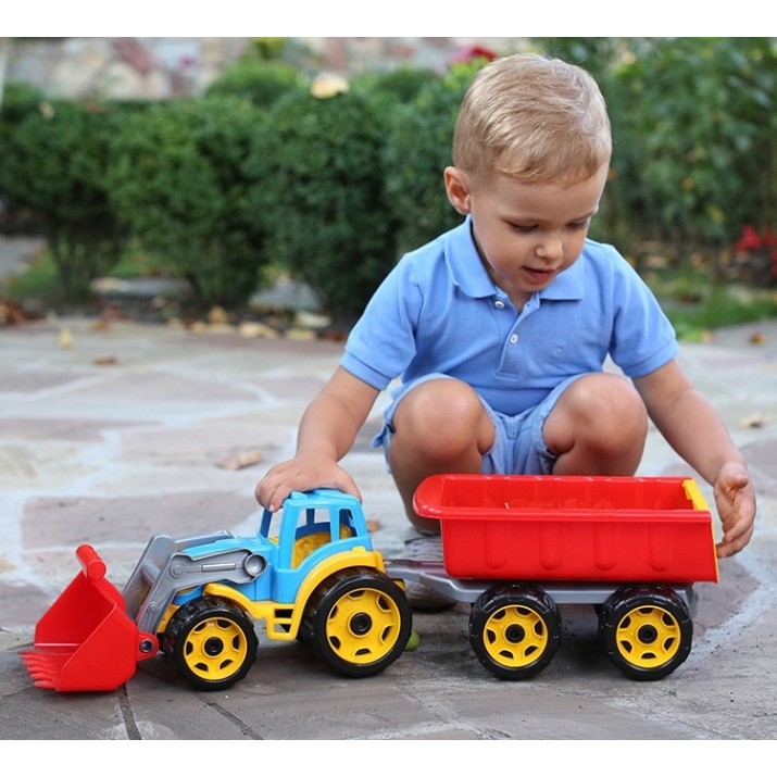 Tractor cu cupă și remorcă Technok 3688