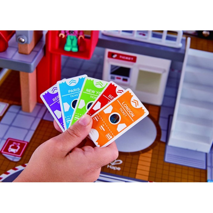 Детская игровая дорога Hape Grand City Station (E3725)