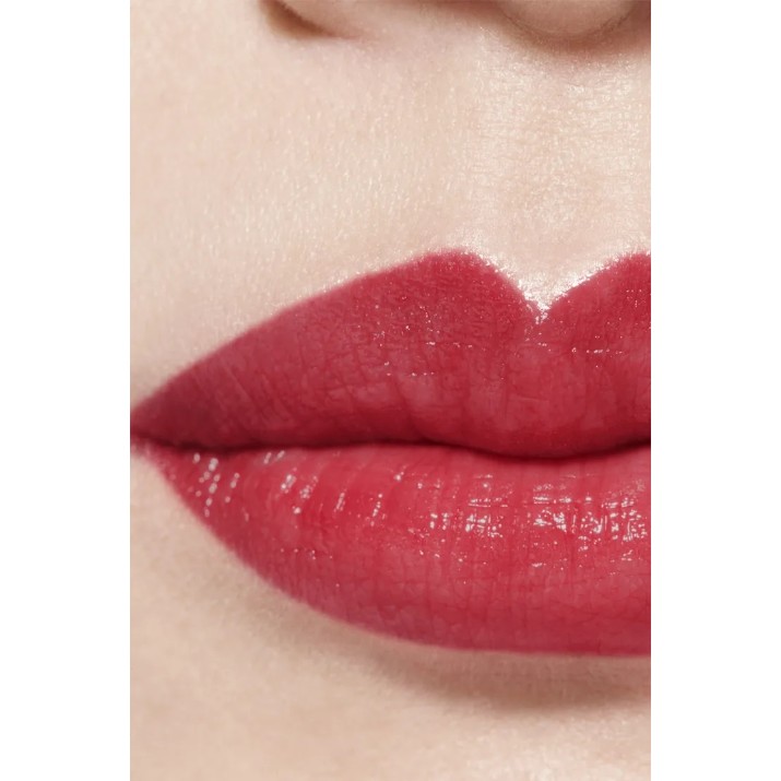 Бальзам для губ Chanel Rouge Coco Baume 920 In Love
