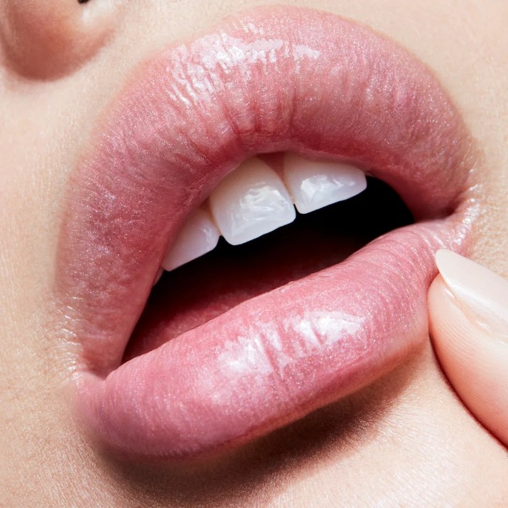 Блеск для губ MAC Lipglass Cultured