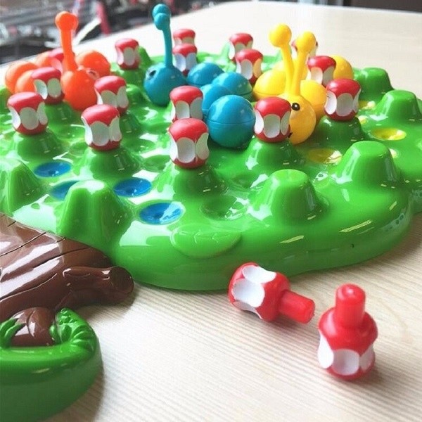 Joc educativ de masa Essa Toys Funny Eat Apples (66820)