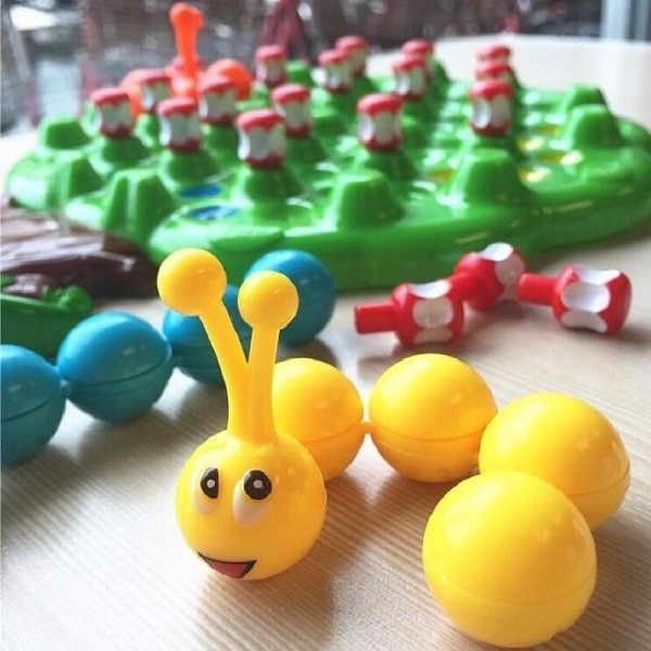 Joc educativ de masa Essa Toys Funny Eat Apples (66820)