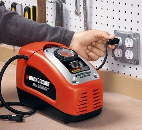 Автокомпрессор Black&Decker ASI300