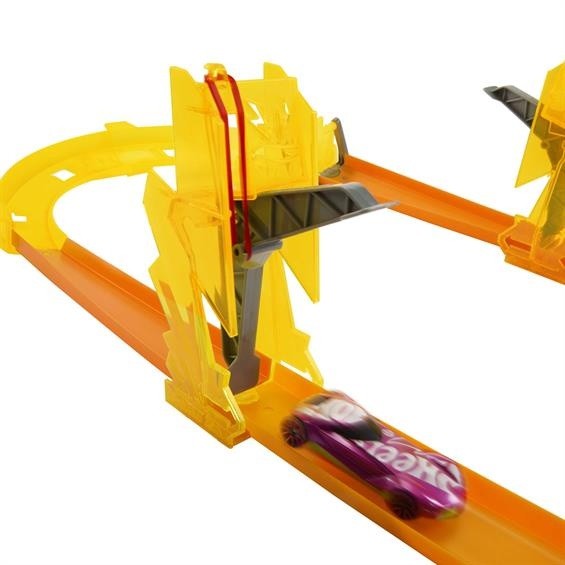 Детская игровая дорога Hot Wheels Builder Lightning Boost Pack (HMC03)