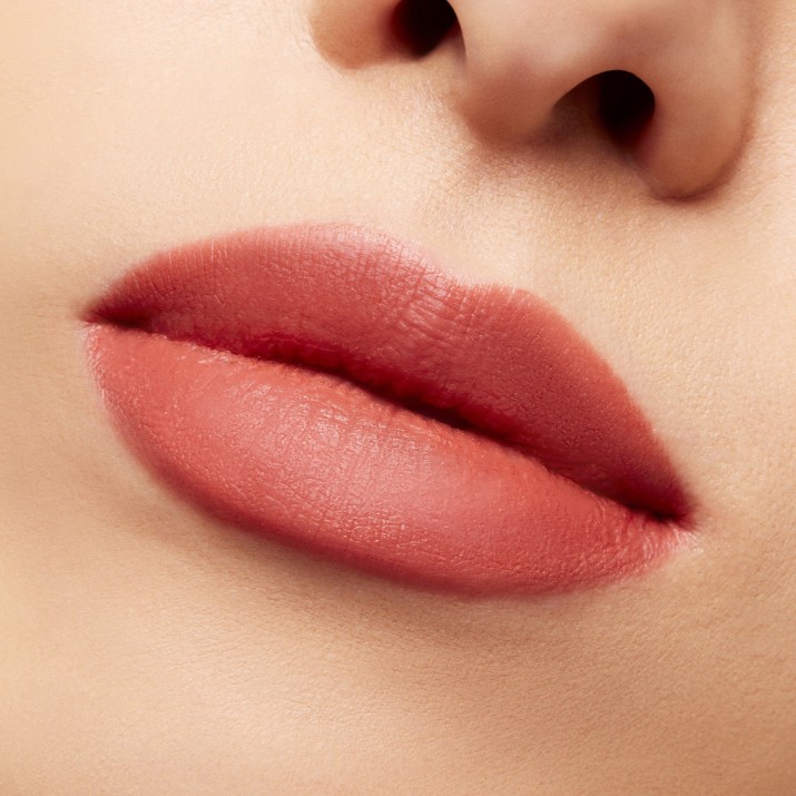 Ruj de buze MAC Powder Kiss Velvet Blur Slim Gingerella