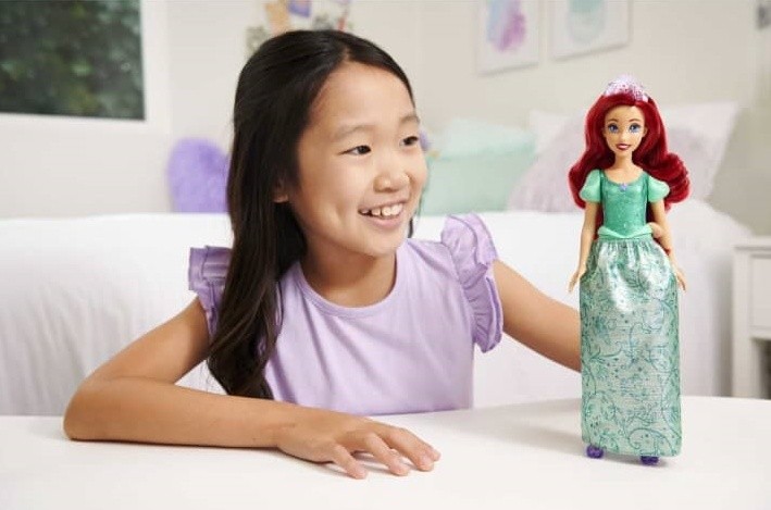 Păpușa Barbie Princess Ariel (HLW10)