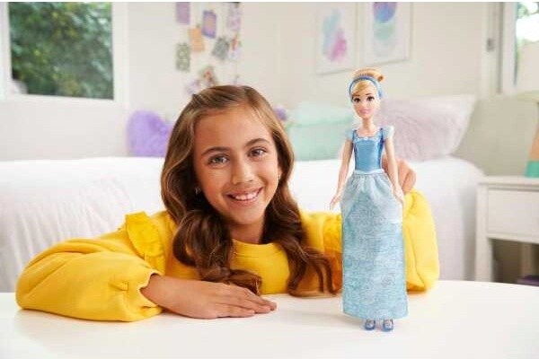 Кукла Barbie Princess Cinderella (HLW06)