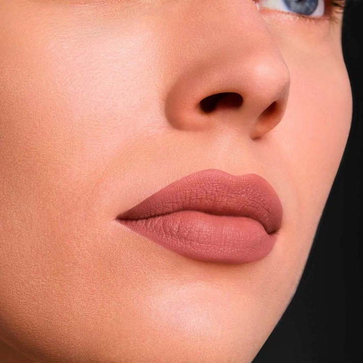 Помада для губ Estee Lauder Pure Color Matte Lipstick 816 Suit Up