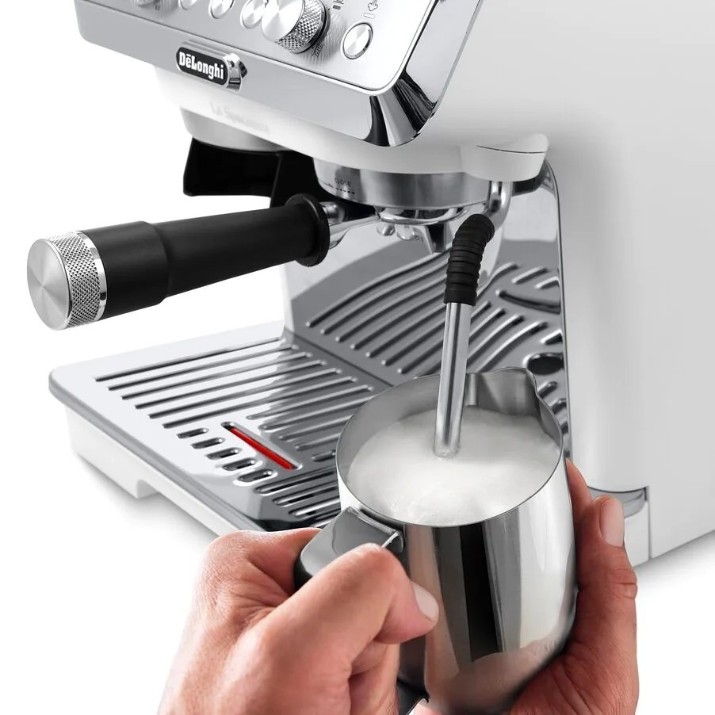 Cafetiera electrica Delonghi EC 9155.W