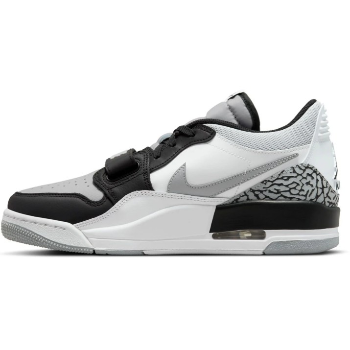 Adidași pentru bărbați Nike Air Jordan Legacy 312 Low Black/Valor Blue/University Red/Wolf Gray, s.42