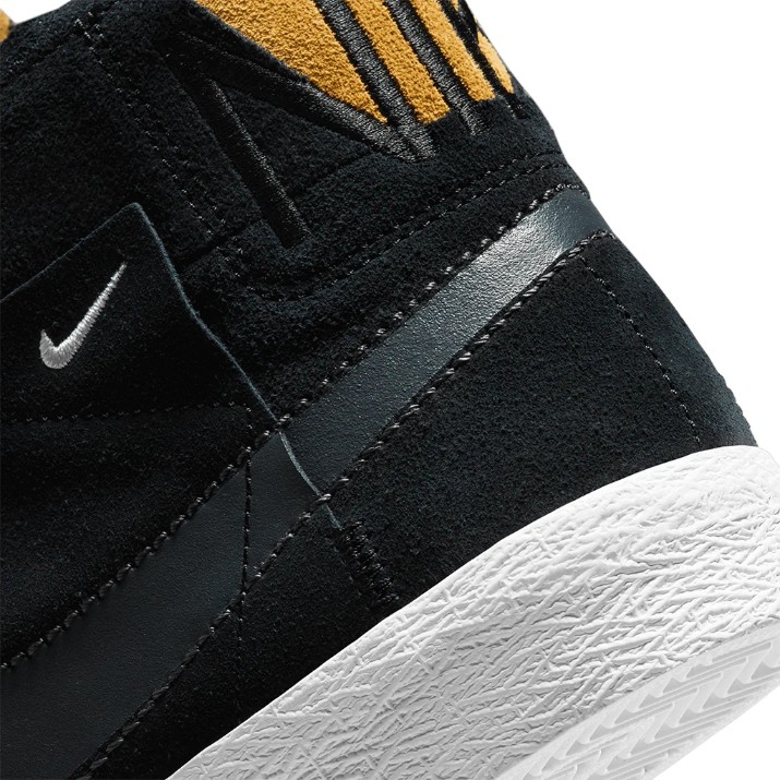 Ghete pentru copii NikeSb Zoom Blazer Mid Premium Black/White/Anthracite, s.37.5