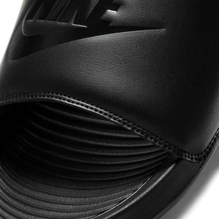 Șlapi pentru femei Nike W Victori One Slide Triple Black, s.38 (CN9677004)