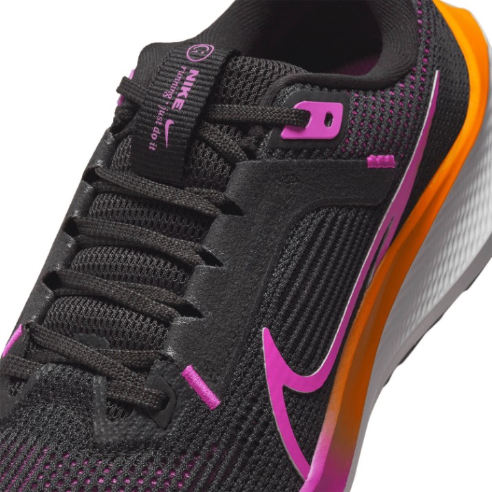 Кроссовки женские Nike W Air Zoom Pegasus 40 Black/Laser Orange/White/Hyper Violet, s.38.5