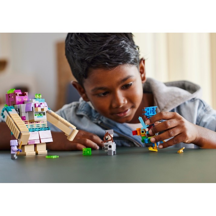 Конструктор Lego Minecraft: The Devourer Showdown (21257)