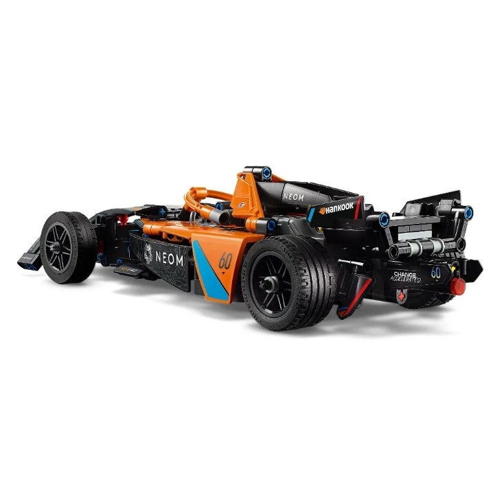 Set de construcție Lego Technic: NEOM McLaren Formula E Race Car (42169)